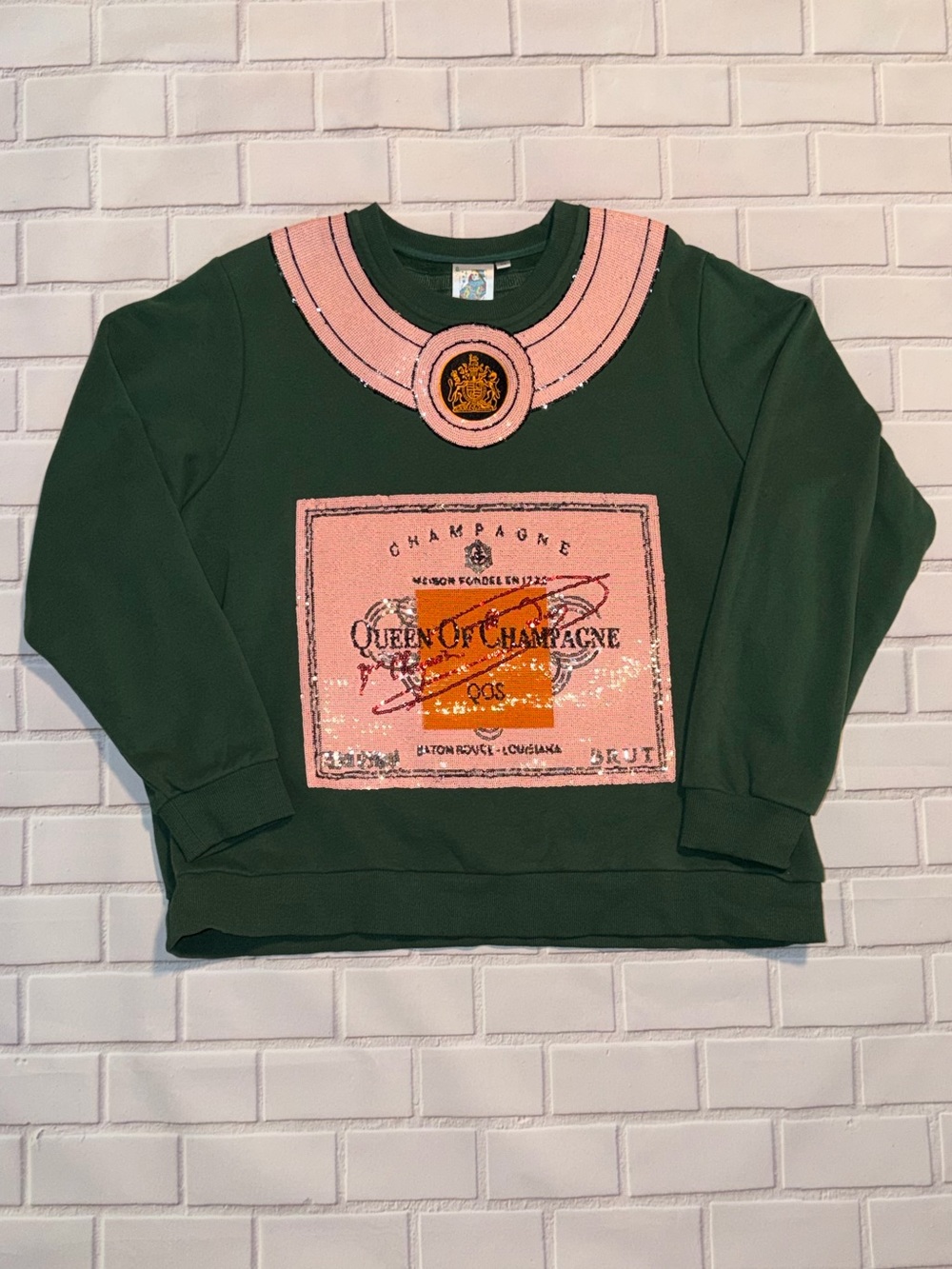 QUEEN OF SPARKLES Champagne Sweatshirt